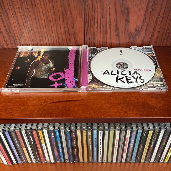 EUC Alicia Keys “Unplugged” CD Released 2005 - Picture 4 of 6